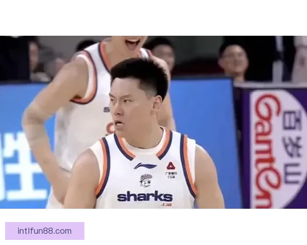 李弘权带领上海豪取十五连胜史密斯绝杀深圳连胜九场